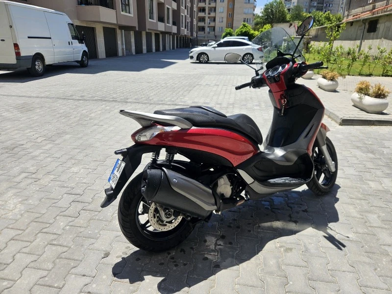 Piaggio Beverly Sport Touring , снимка 12 - Мотоциклети и мототехника - 47223886