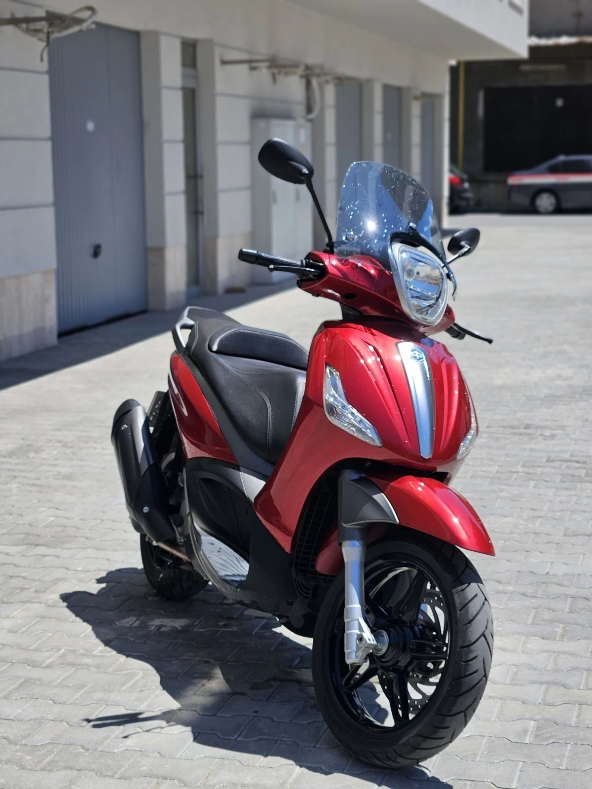 Piaggio Beverly Sport Touring  - изображение 2