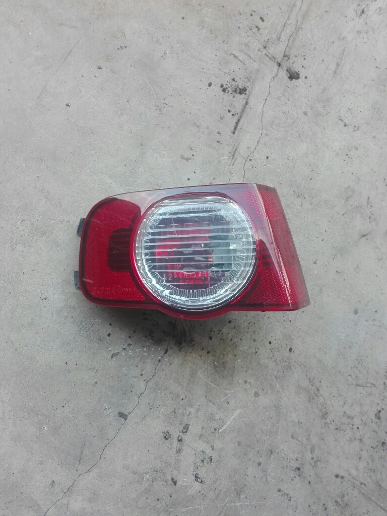 стоп,габарит ляв ситроен ц3 пикасо
