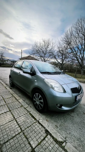 Toyota Yaris, снимка 2