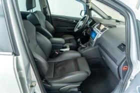 Opel Zafira OPC = 2.0 TURBO = 240HP = FULL = ЛИЗИНГ = ГАРАНЦИЯ, снимка 10
