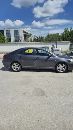 ����� �� �������� �� Toyota Avensis Eden Park