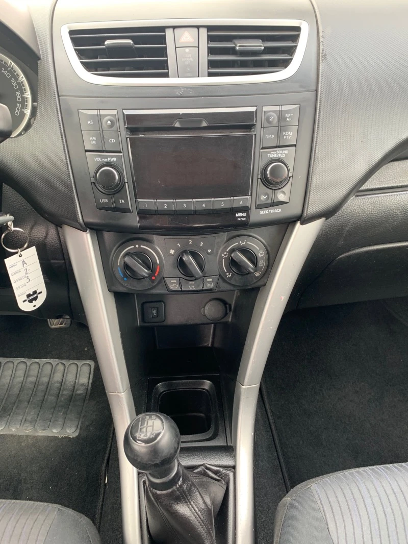 Suzuki Swift 1, 2i 94к.с., 4х4, евро5в, usd, климатик, мулти, e, снимка 15 - Автомобили и джипове - 40413812