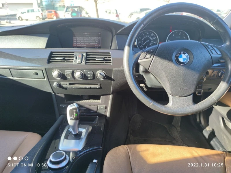 BMW 520 Facelift 177hp, снимка 8 - Автомобили и джипове - 47165692