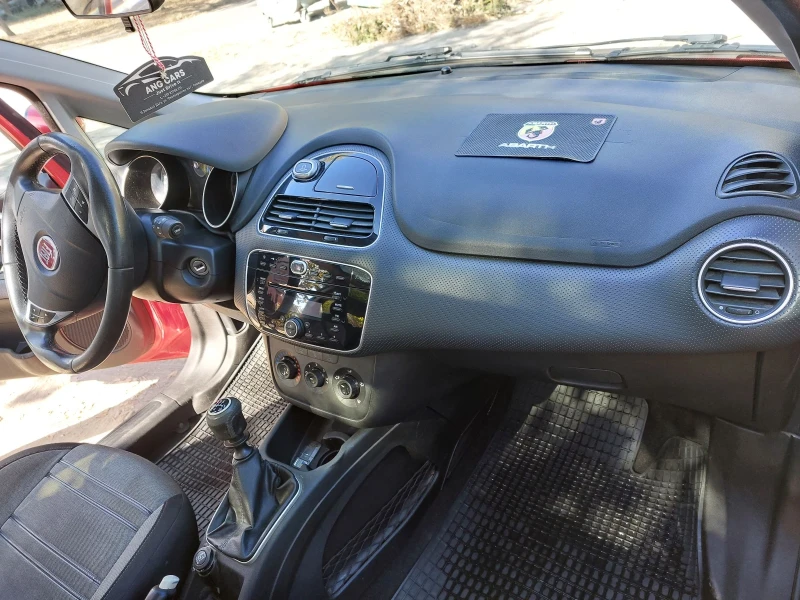 Fiat Punto 1.4 evo, снимка 8 - Автомобили и джипове - 47703753