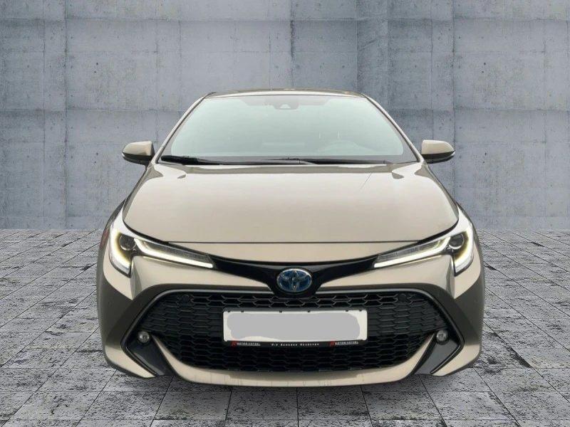 Toyota Corolla 1.8 Hybrid TEAM Deutschland LED* NAV* ACC* RFK* , снимка 2 - Автомобили и джипове - 49460005