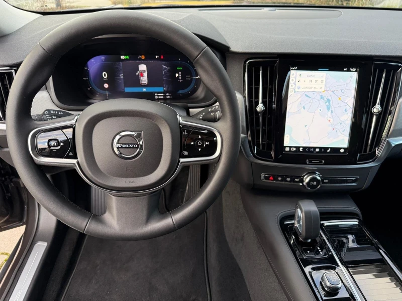 Volvo V90 T6 Core - AWD - Хибрид, снимка 7 - Автомобили и джипове - 48446176