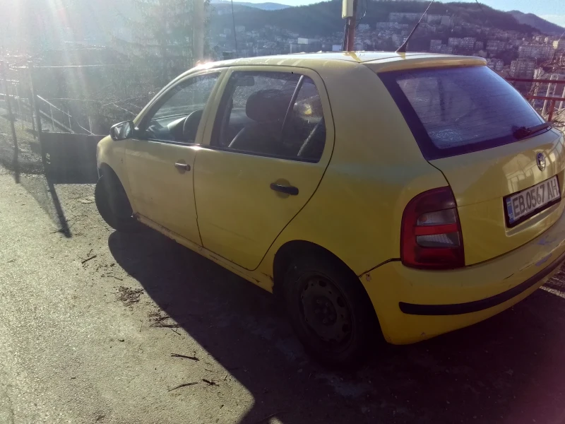 Skoda Fabia, снимка 2 - Автомобили и джипове - 49526914