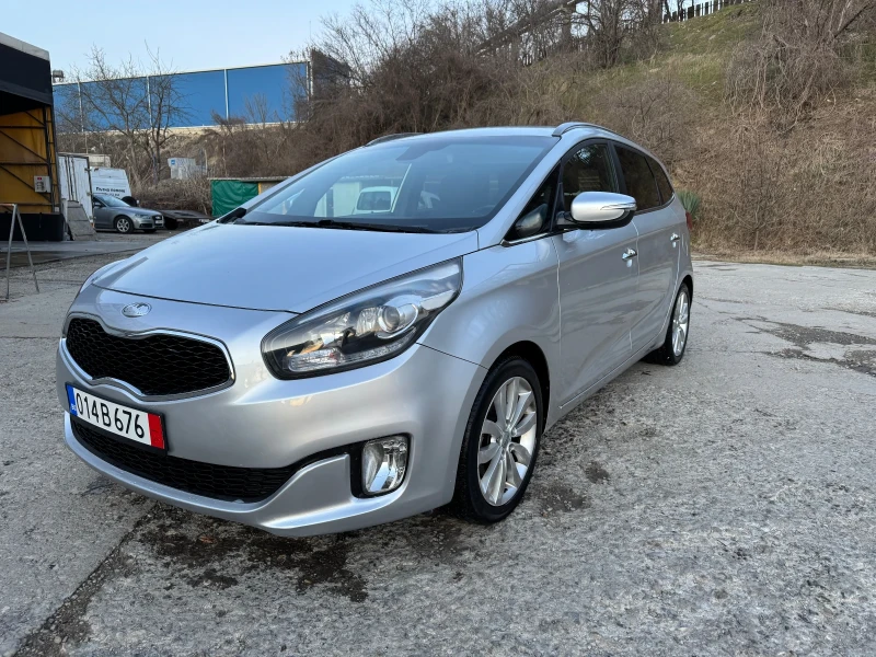 Kia Carens, снимка 1 - Автомобили и джипове - 48911391