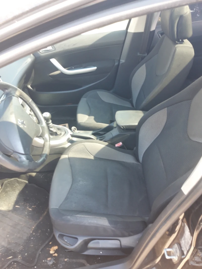 Peugeot 308 1.6 turbo benzin НА ЧАСТИ , снимка 5 - Автомобили и джипове - 50994904