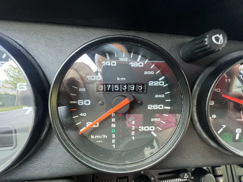 Porsche 911 3.6 T, снимка 12 - Автомобили и джипове - 51359751