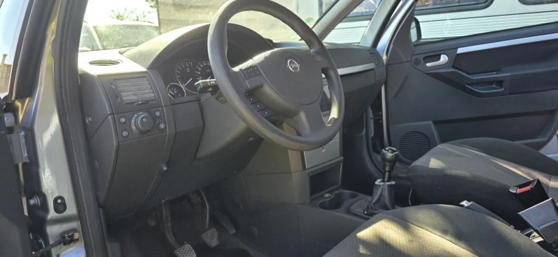 Opel Meriva, снимка 8 - Автомобили и джипове - 51863739
