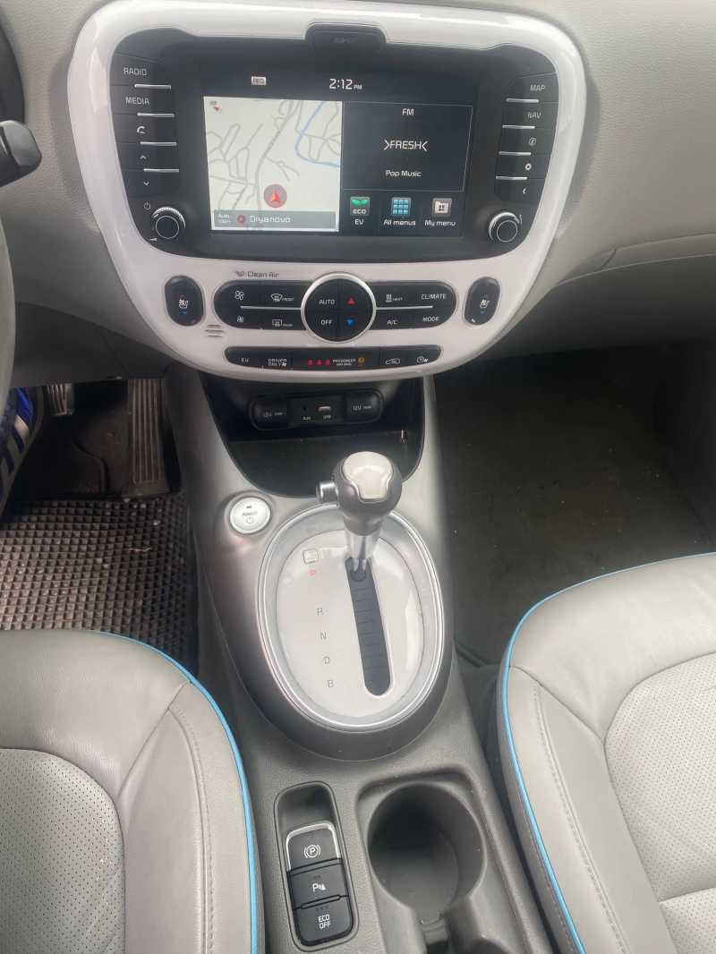 Kia Soul Швейцария, снимка 10 - Автомобили и джипове - 52074856