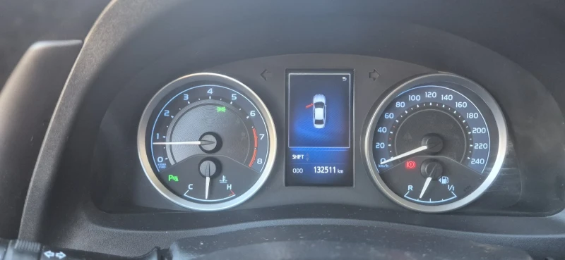 Toyota Corolla 1.6vvti-132hp, снимка 7 - Автомобили и джипове - 52284710