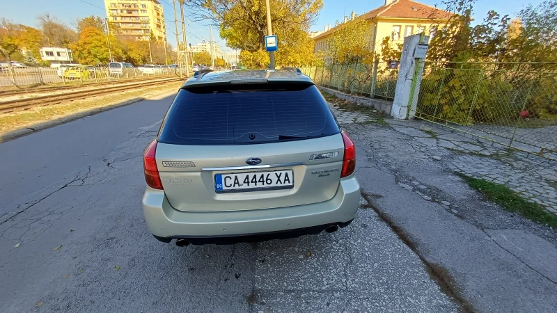 Subaru Outback Газ, снимка 4 - Автомобили и джипове - 52282316