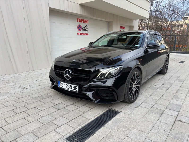 Mercedes-Benz E 220 D/ AMG