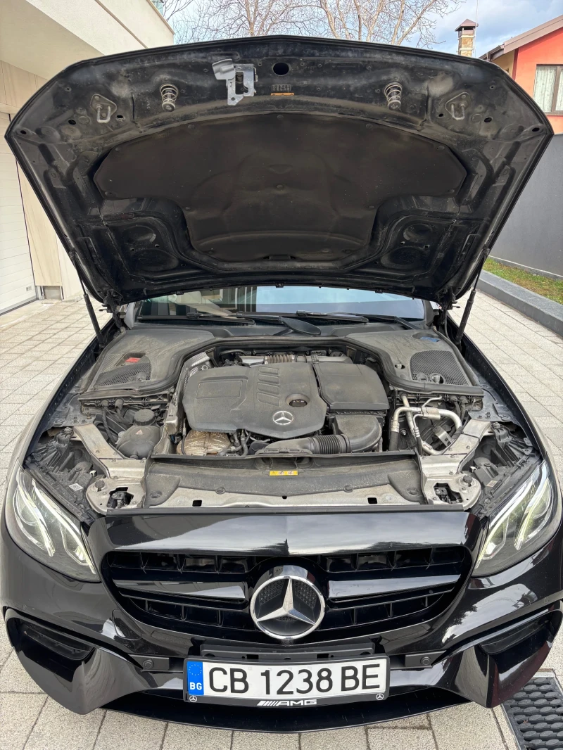 Mercedes-Benz E 220 D/ AMG, снимка 7 - Автомобили и джипове - 52977122