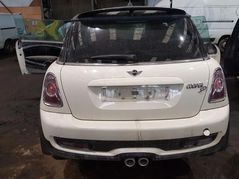 Mini Cooper s 1.6/2.0sdчасти, снимка 5 - Автомобили и джипове - 18111651