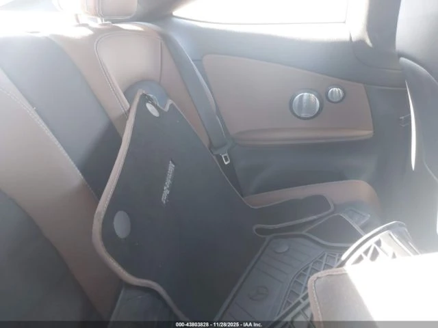 Mercedes-Benz C 300 AMG* EDITIONONE* BURMESTER* ПОДГРЕВ* KEYLESS, снимка 13 - Автомобили и джипове - 53109903