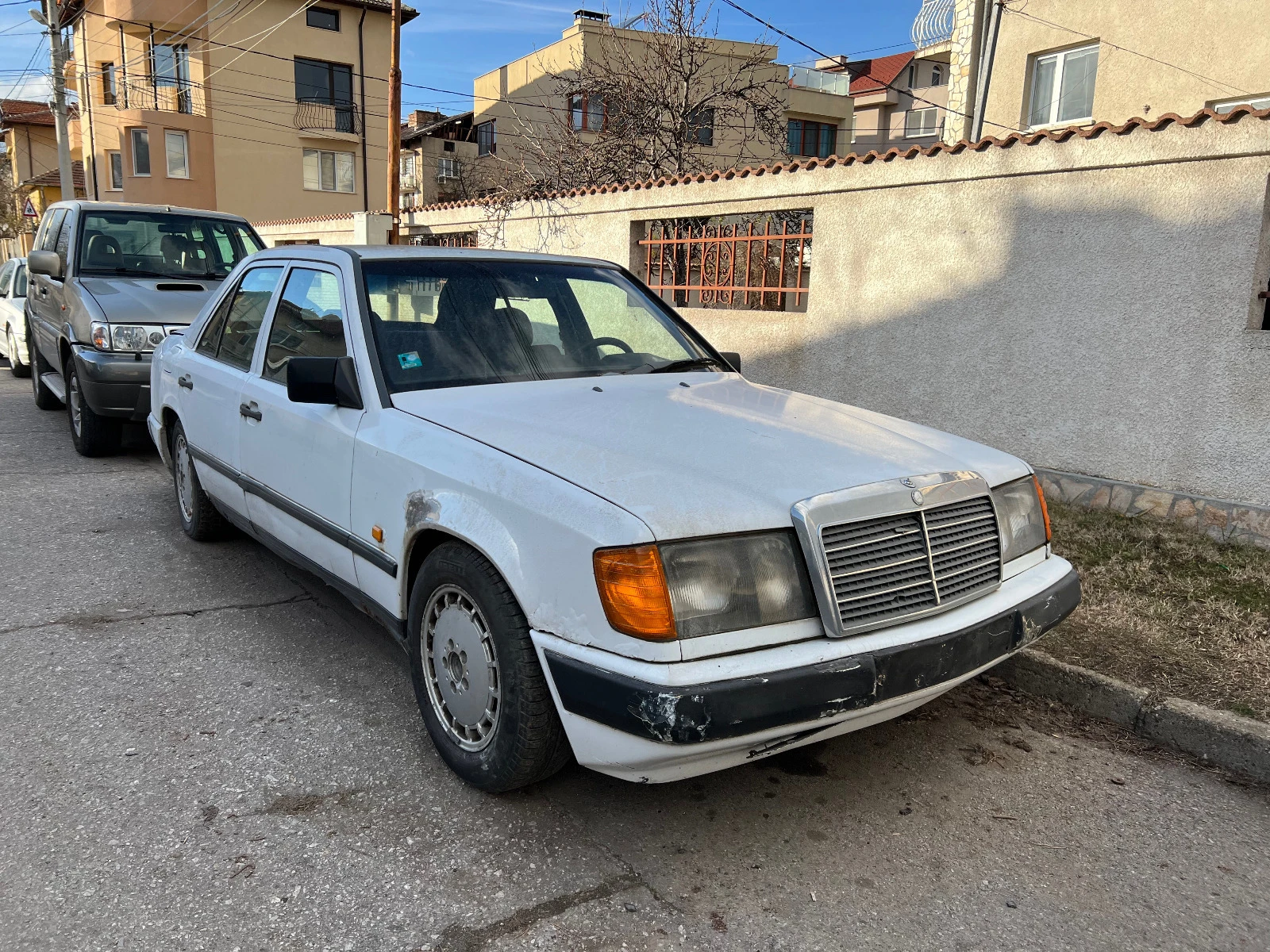 Mercedes-Benz 124 2,0 122кс на части - изображение 2