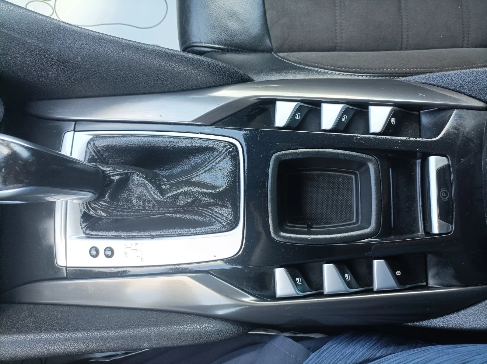 Citroen DS5 1.6HDI-120K.HDi- SoChicC-NAVI-EURO-6 | Mobile.bg — изображение 16