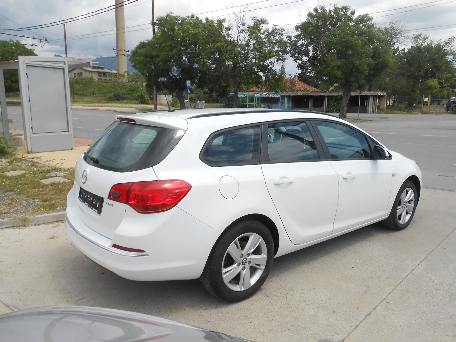 Opel Astra 1.7d-Euro-5B-6sk - изображение 5