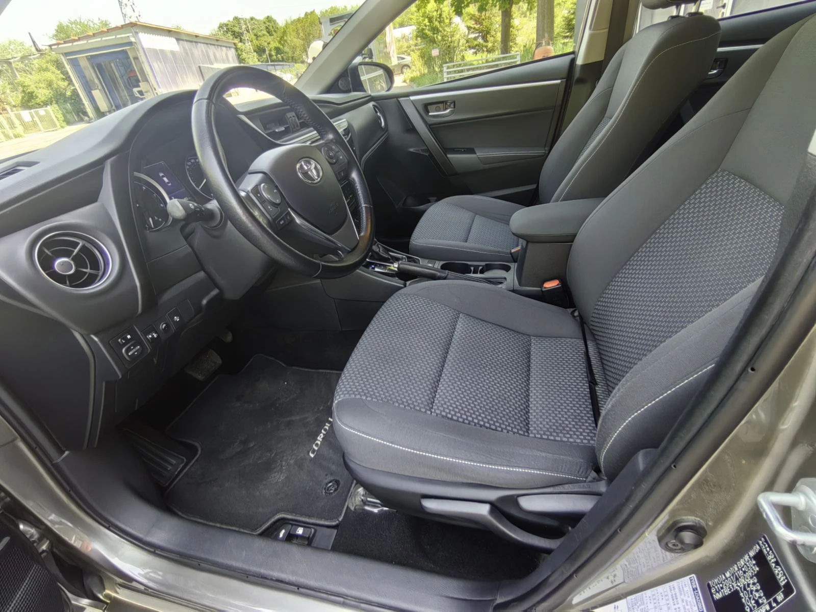 Toyota Corolla  - изображение 7
