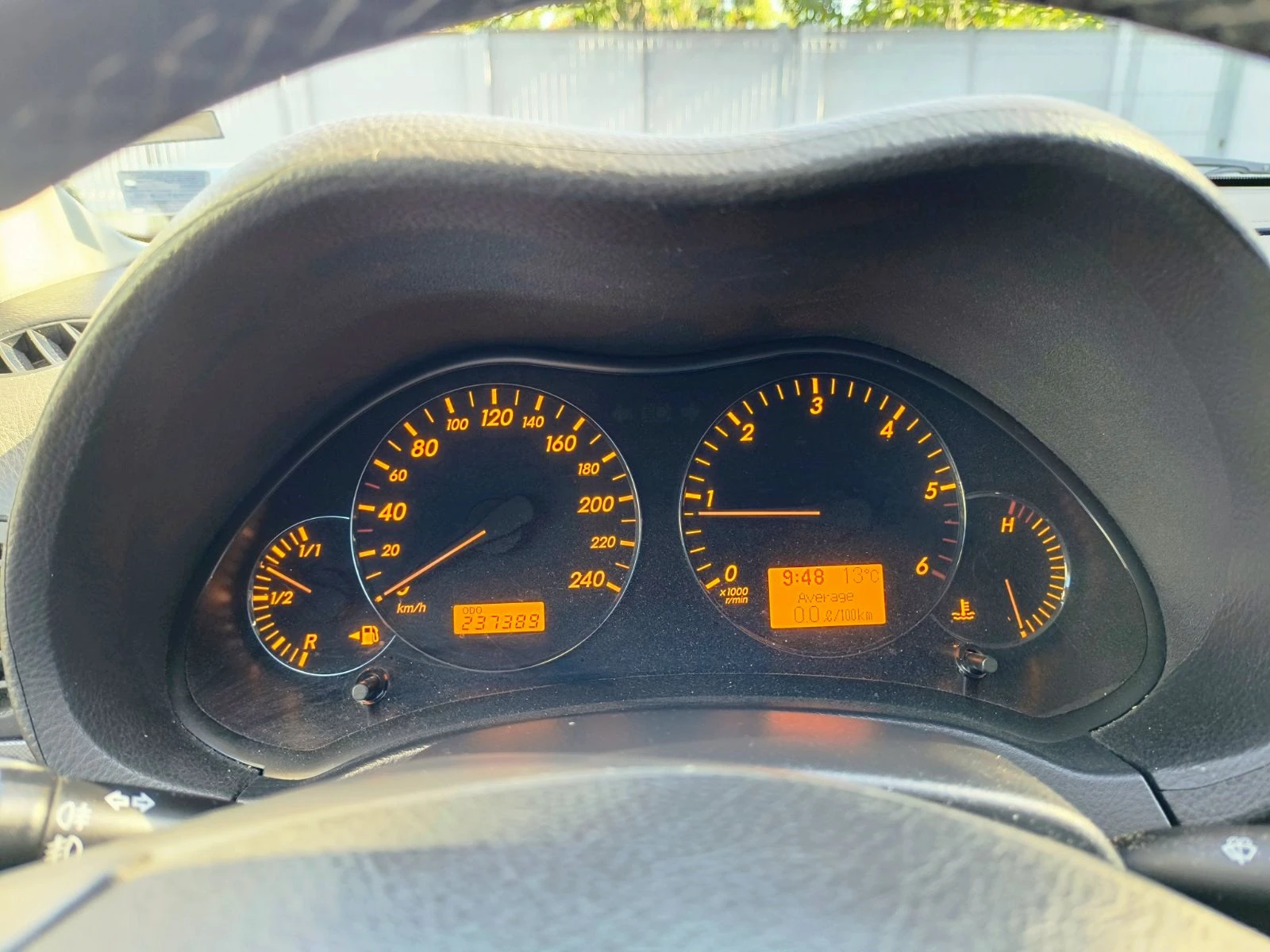 Toyota Avensis 2.0 D4D 126кс Фейс - изображение 5