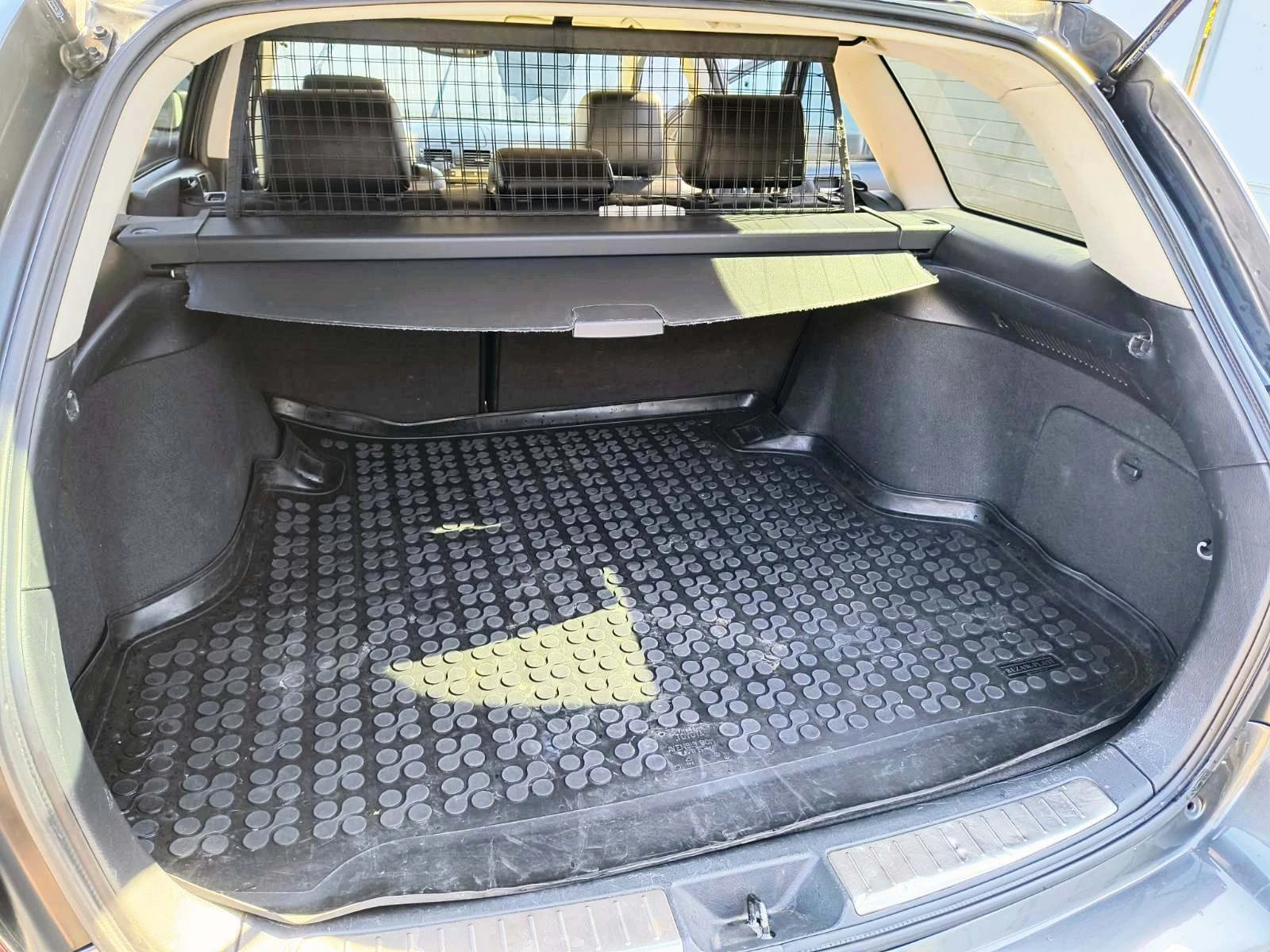Toyota Avensis 2.0 D4D 126кс Фейс - изображение 9