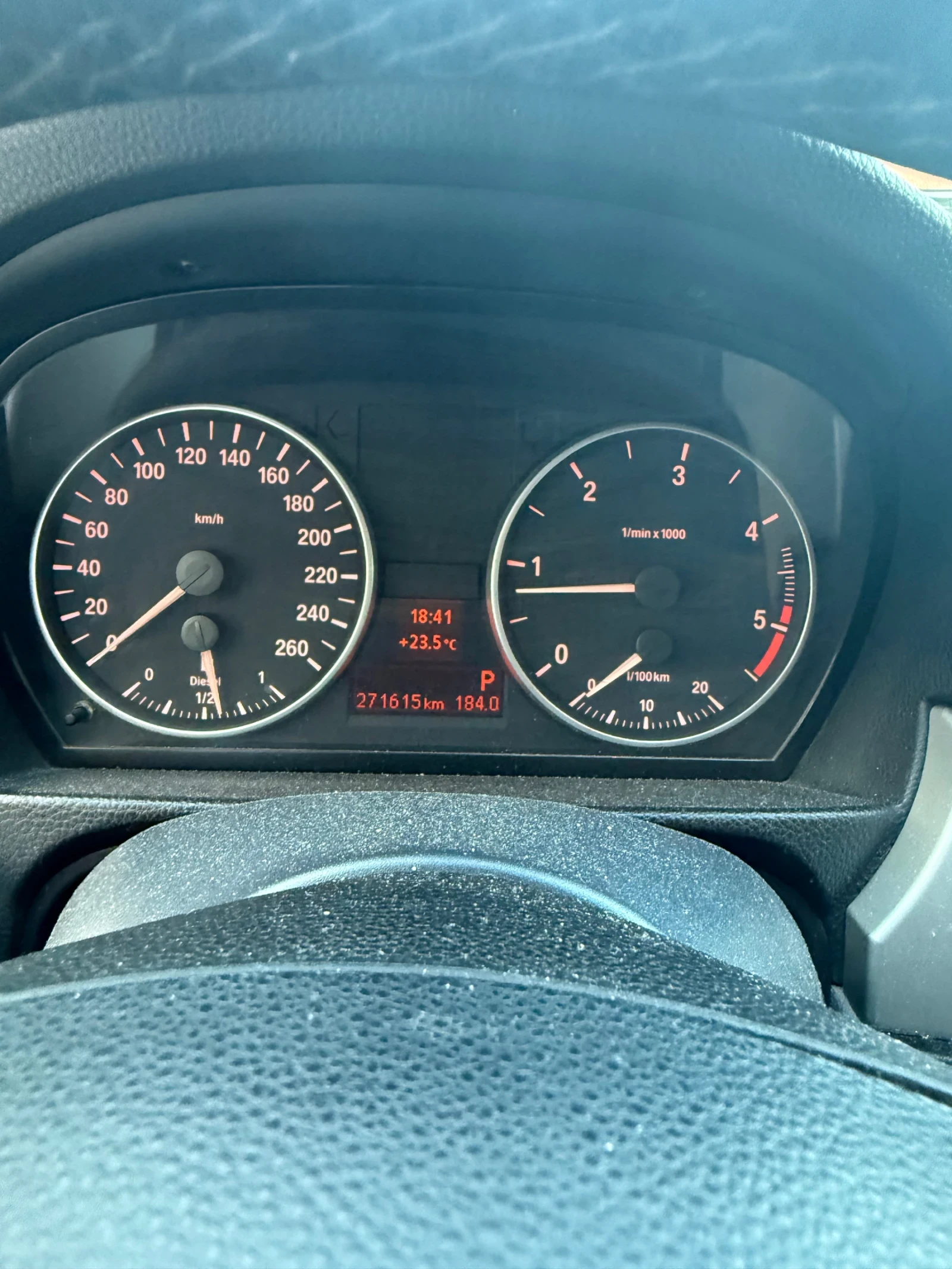BMW 320  - изображение 9