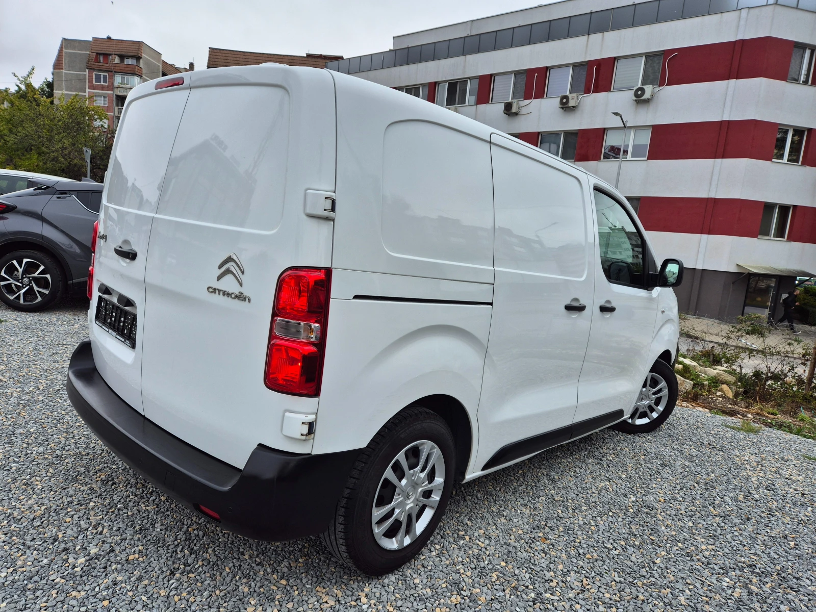 Citroen Jumpy 2.0 HDI-AVTOMAT - изображение 2