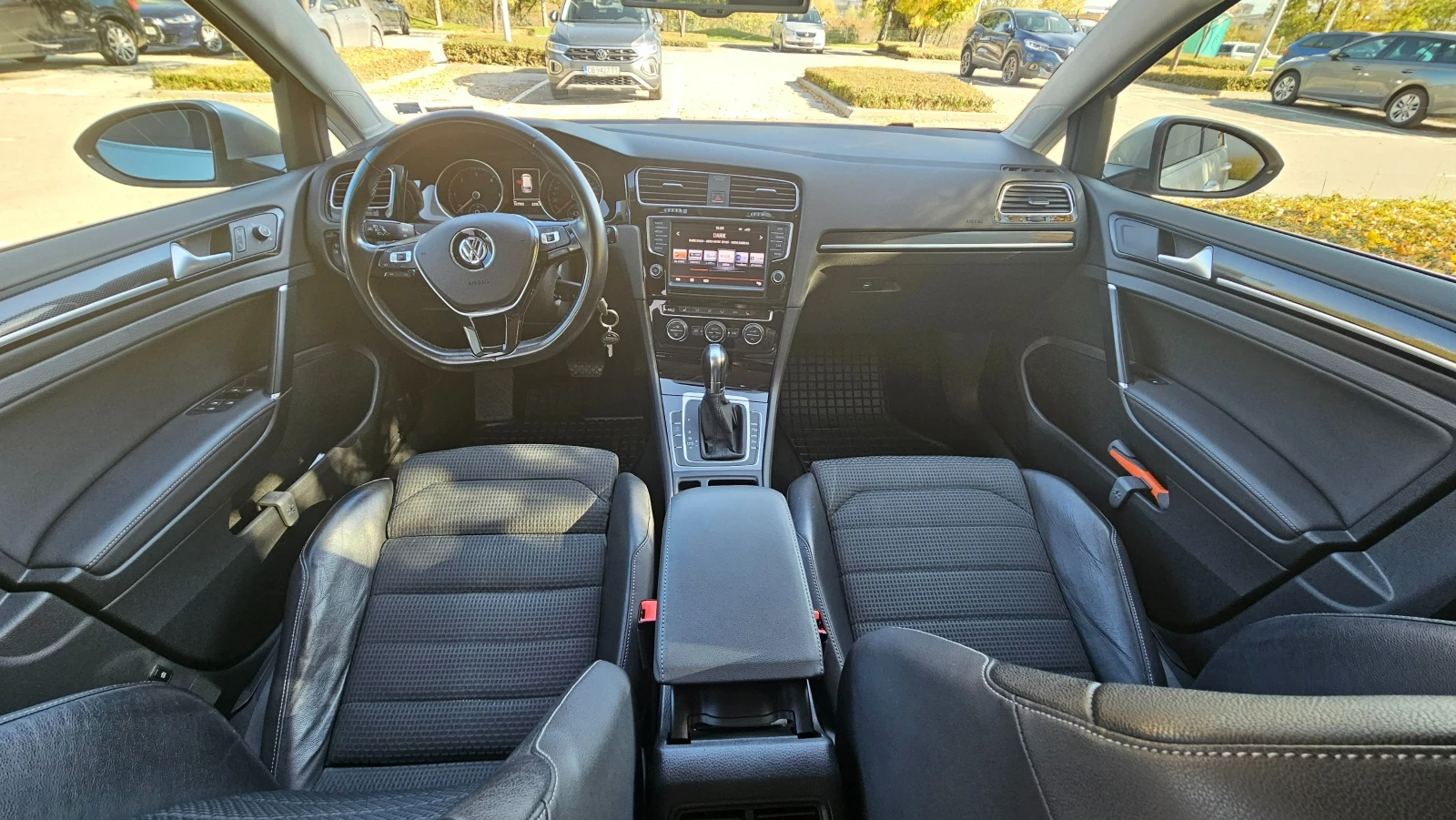 VW Golf Variant 1.6 TDI Highline | Mobile.bg   12