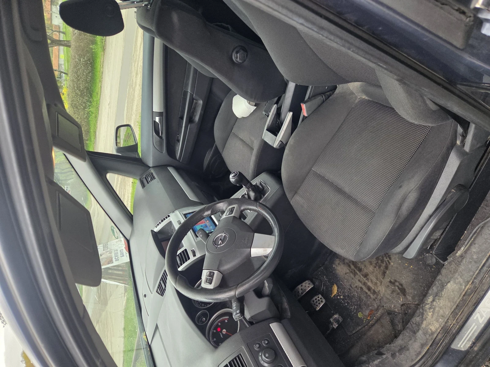 Opel Zafira 1.9CDTI 120к с. 6ск. - изображение 10