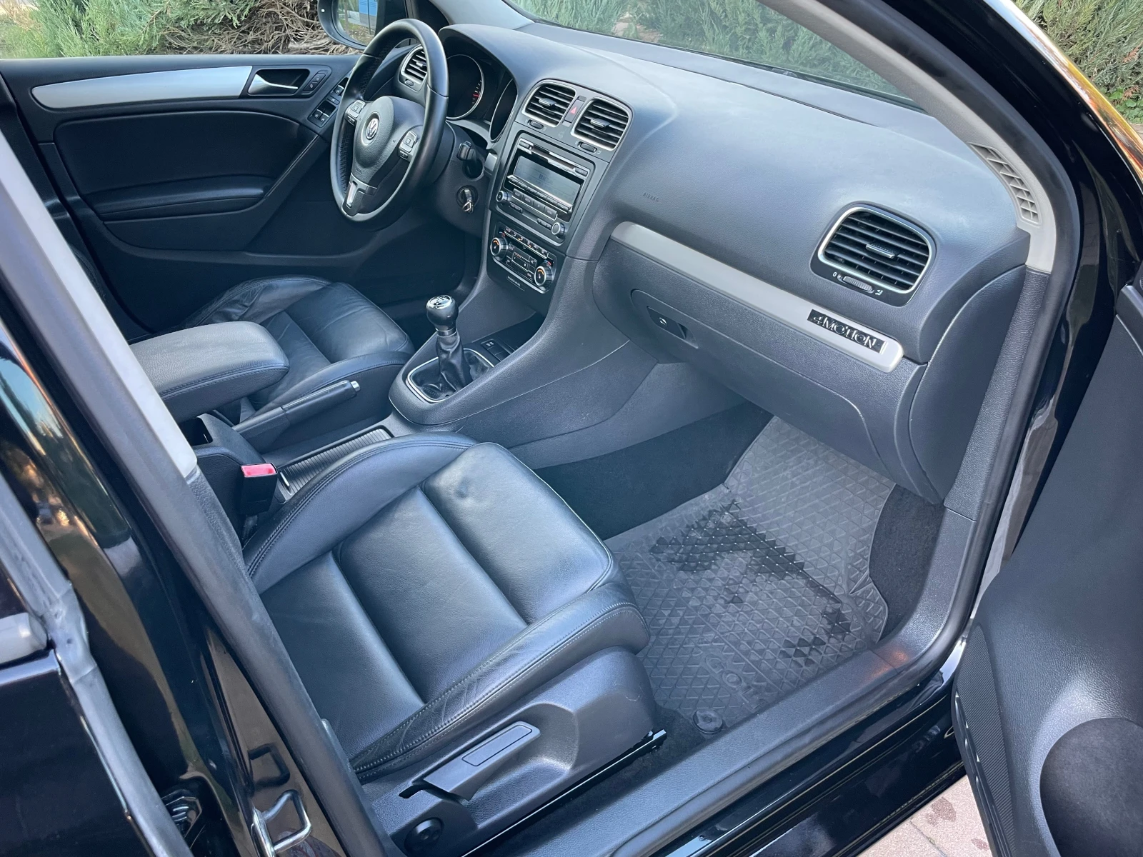 VW Golf 2.0TDI* 140* HIGHLINE* КОЖА* FULL, снимка 14 - Автомобили и джипове - 53434372