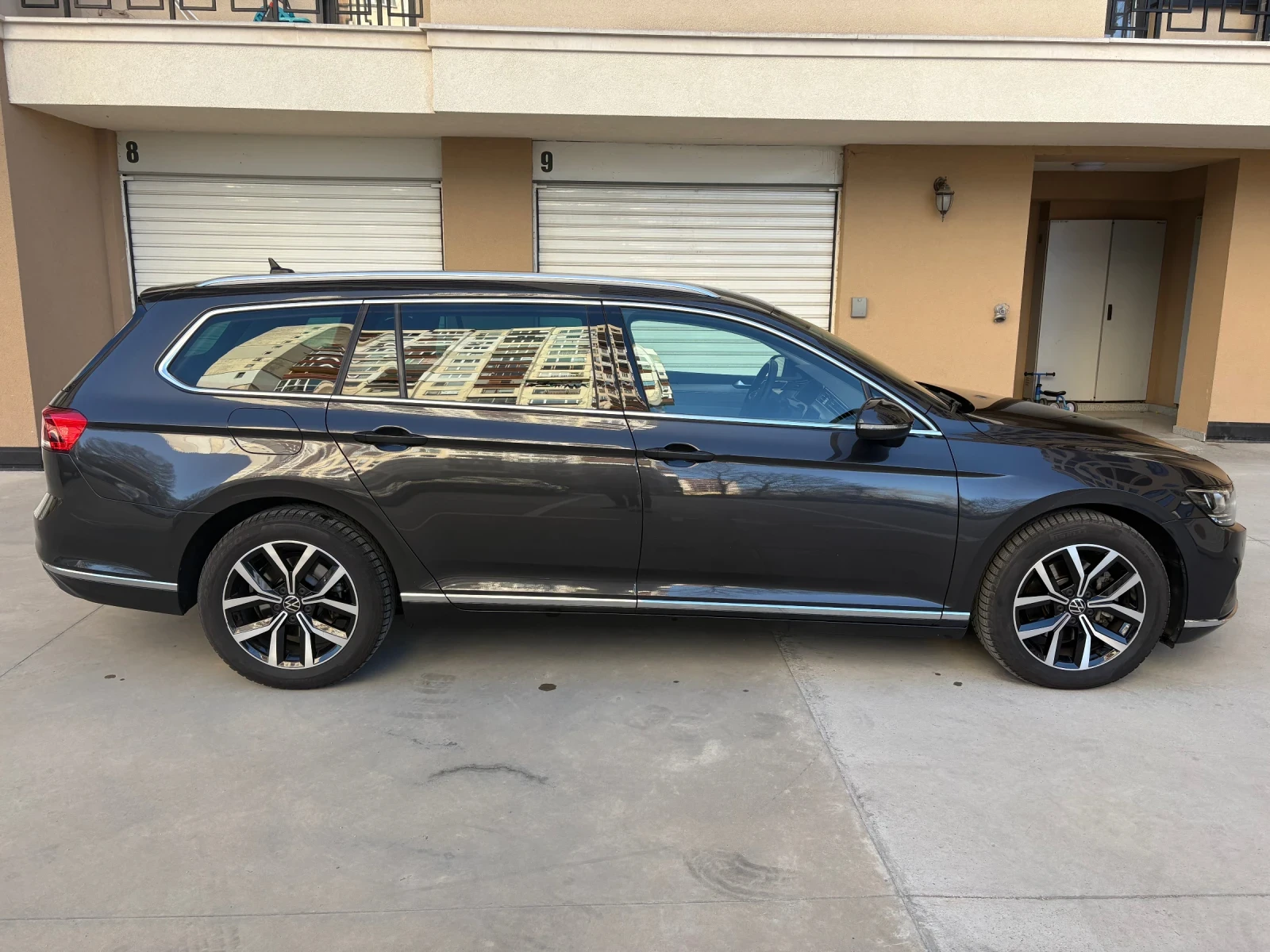 VW Passat Elegance, Digital, 4Motion, Сервизна История, снимка 8 - Автомобили и джипове - 53838363