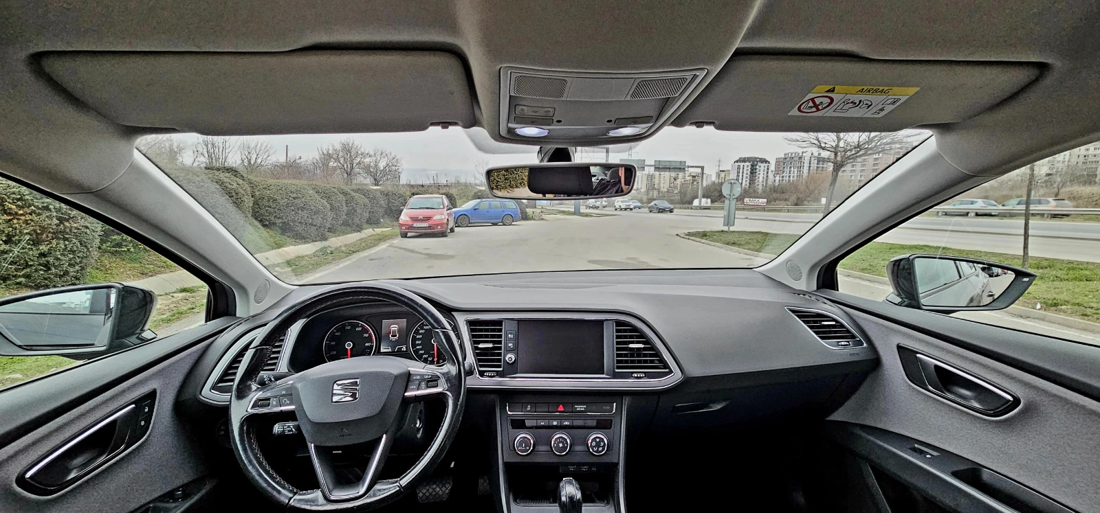 Seat Leon 1.4 TGI, снимка 13 - Автомобили и джипове - 53845639