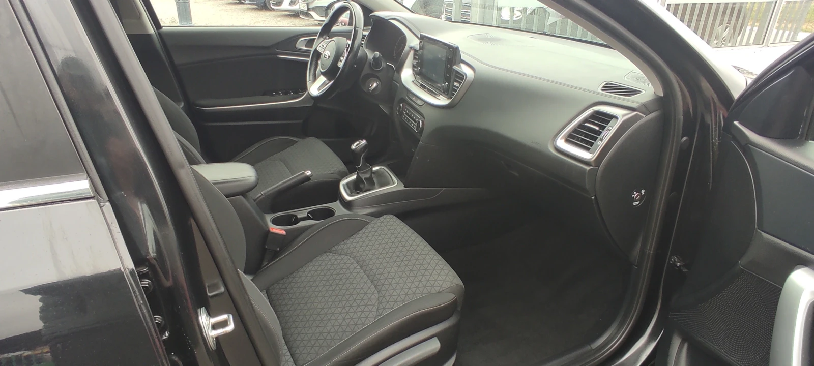 Kia Ceed EURO 6D 1.0.TURBO GPL ФАБРИЧНА ГАЗ!!!, снимка 9 - Автомобили и джипове - 54005460