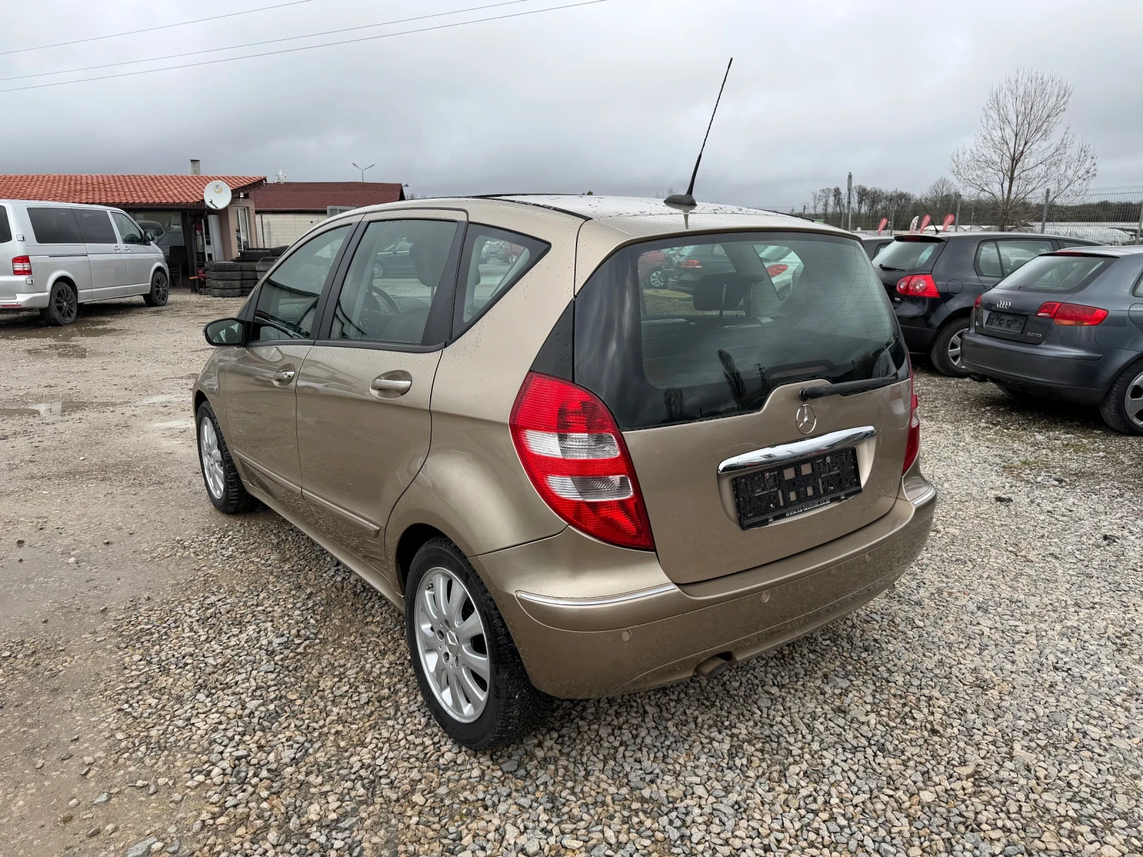 Mercedes-Benz A 200 2.0D-140PS-АВТОМАТИК, снимка 7 - Автомобили и джипове - 54199058