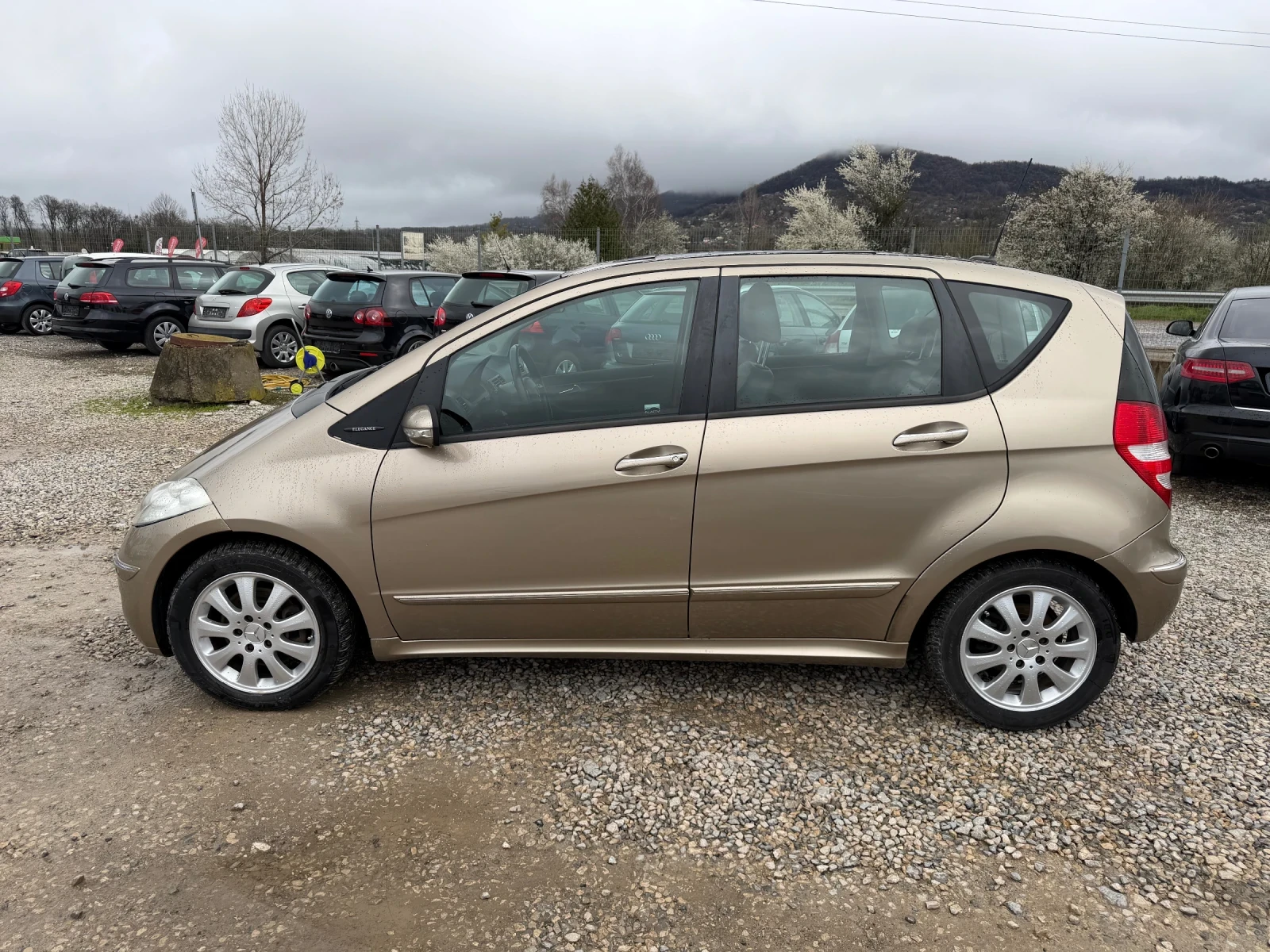 Mercedes-Benz A 200 2.0D-140PS-АВТОМАТИК, снимка 8 - Автомобили и джипове - 54199058