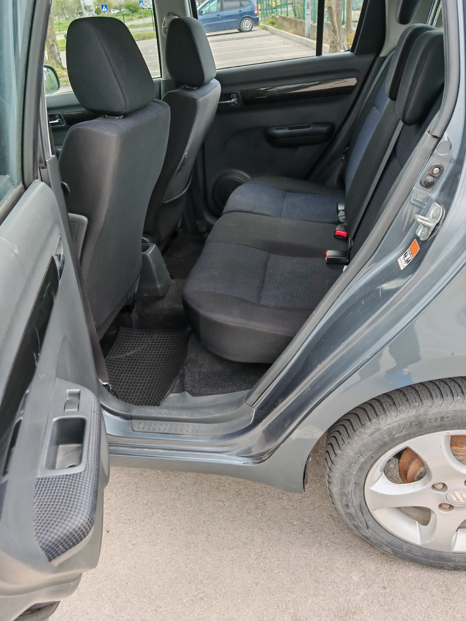 Suzuki Swift Suzuki Swift IV 1.3, 4x4, Бензин, снимка 6 - Автомобили и джипове - 54264593