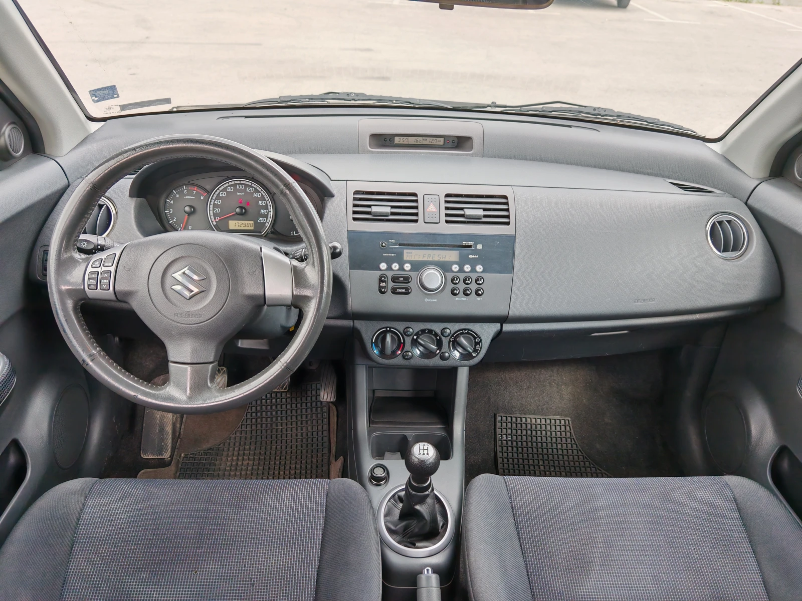 Suzuki Swift Suzuki Swift IV 1.3, 4x4, Бензин, снимка 11 - Автомобили и джипове - 54264593