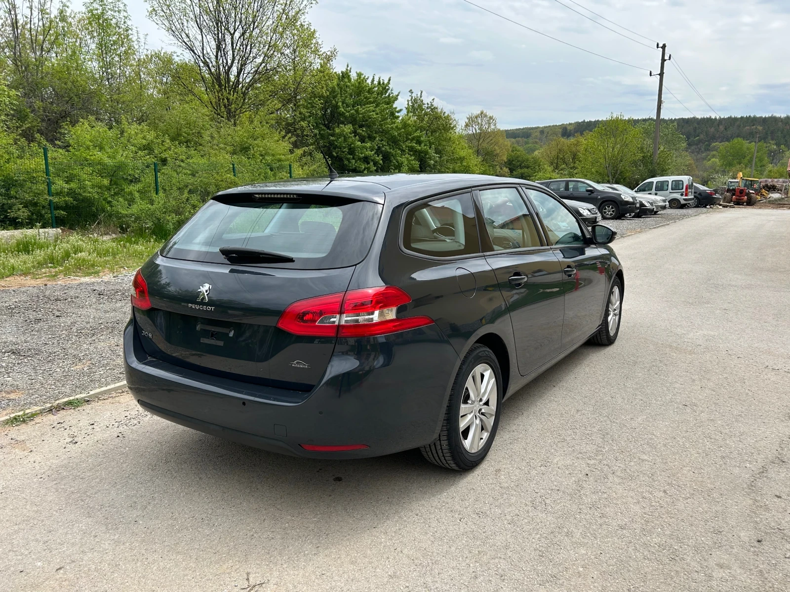 Peugeot 308 1.2i Automat Evro6, снимка 7 - Автомобили и джипове - 54523454