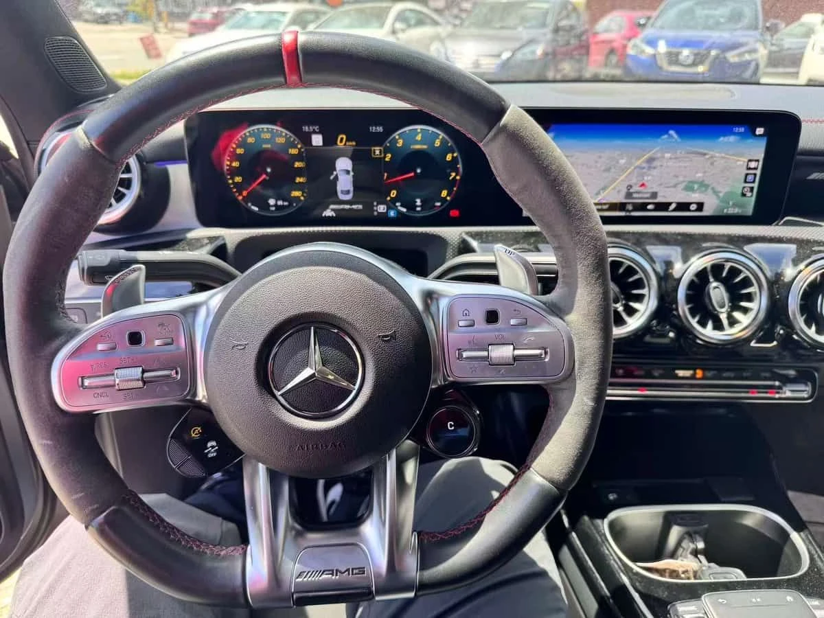 Mercedes-Benz CLA AMG 35  CARFAX, снимка 8 - Автомобили и джипове - 54620126
