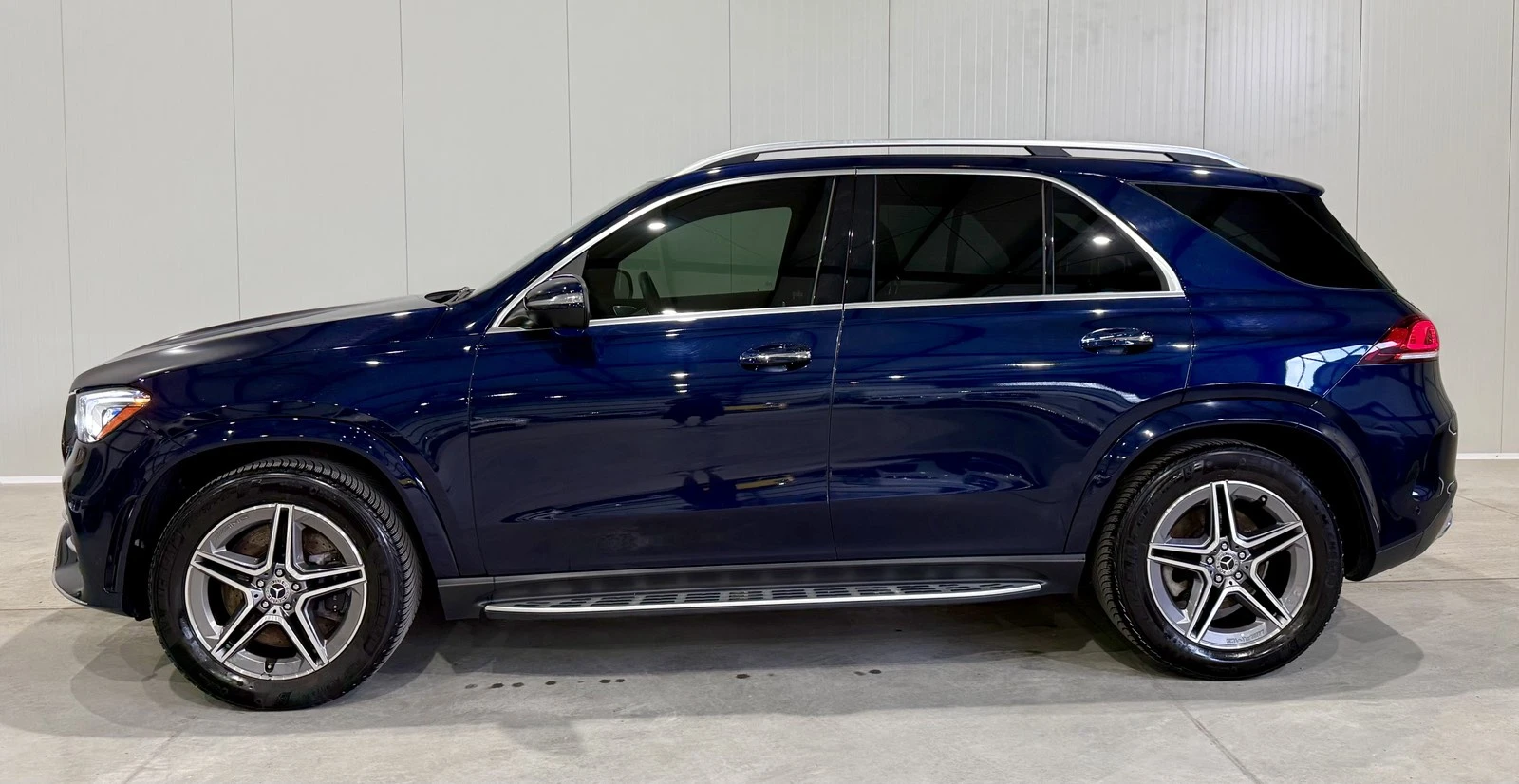 Mercedes-Benz GLE 450 4M AMG Package Въздушно окачване, снимка 2 - Автомобили и джипове - 54741293