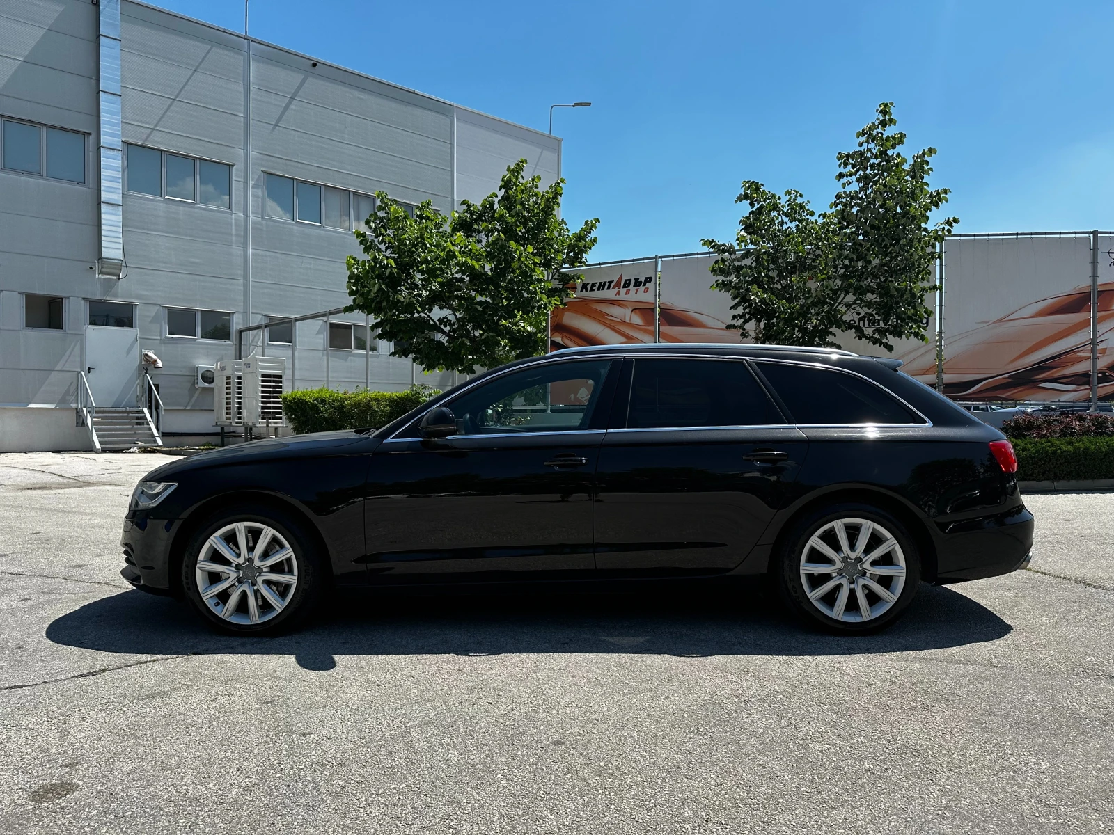 Audi A6 Avant biturbo 3.0d 313 к.с. quattro/ГАРАНЦИЯ, снимка 2 - Автомобили и джипове - 54834538