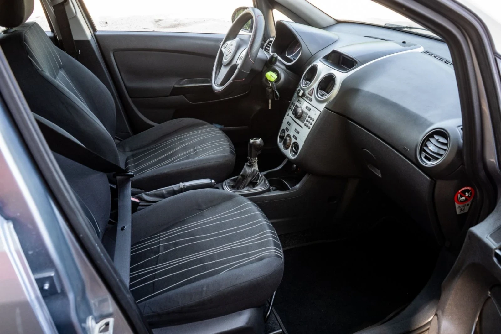 Opel Corsa Фабрична Газова уредба, снимка 11 - Автомобили и джипове - 55195468