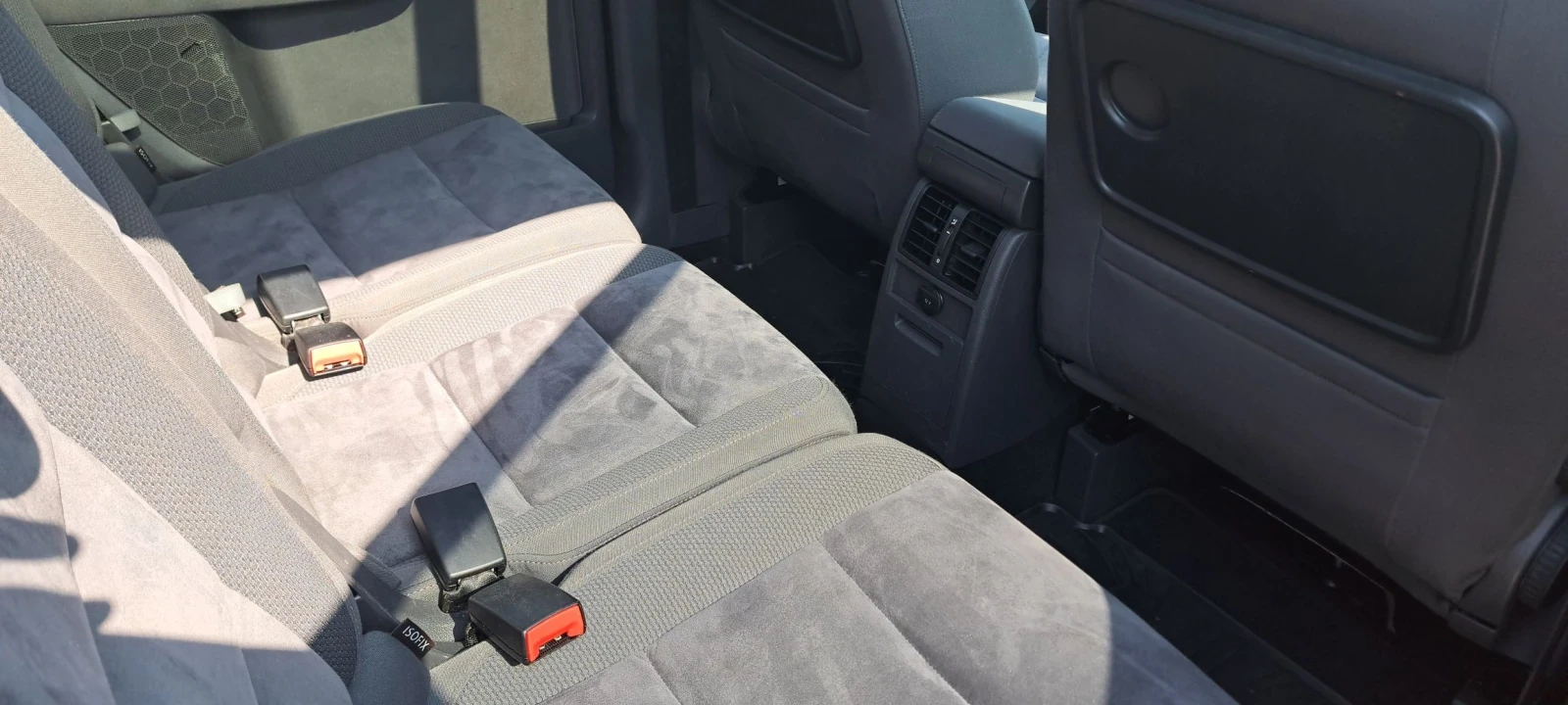 VW Touran 2.0TDI-170к.с Confort line, снимка 16 - Автомобили и джипове - 55569106