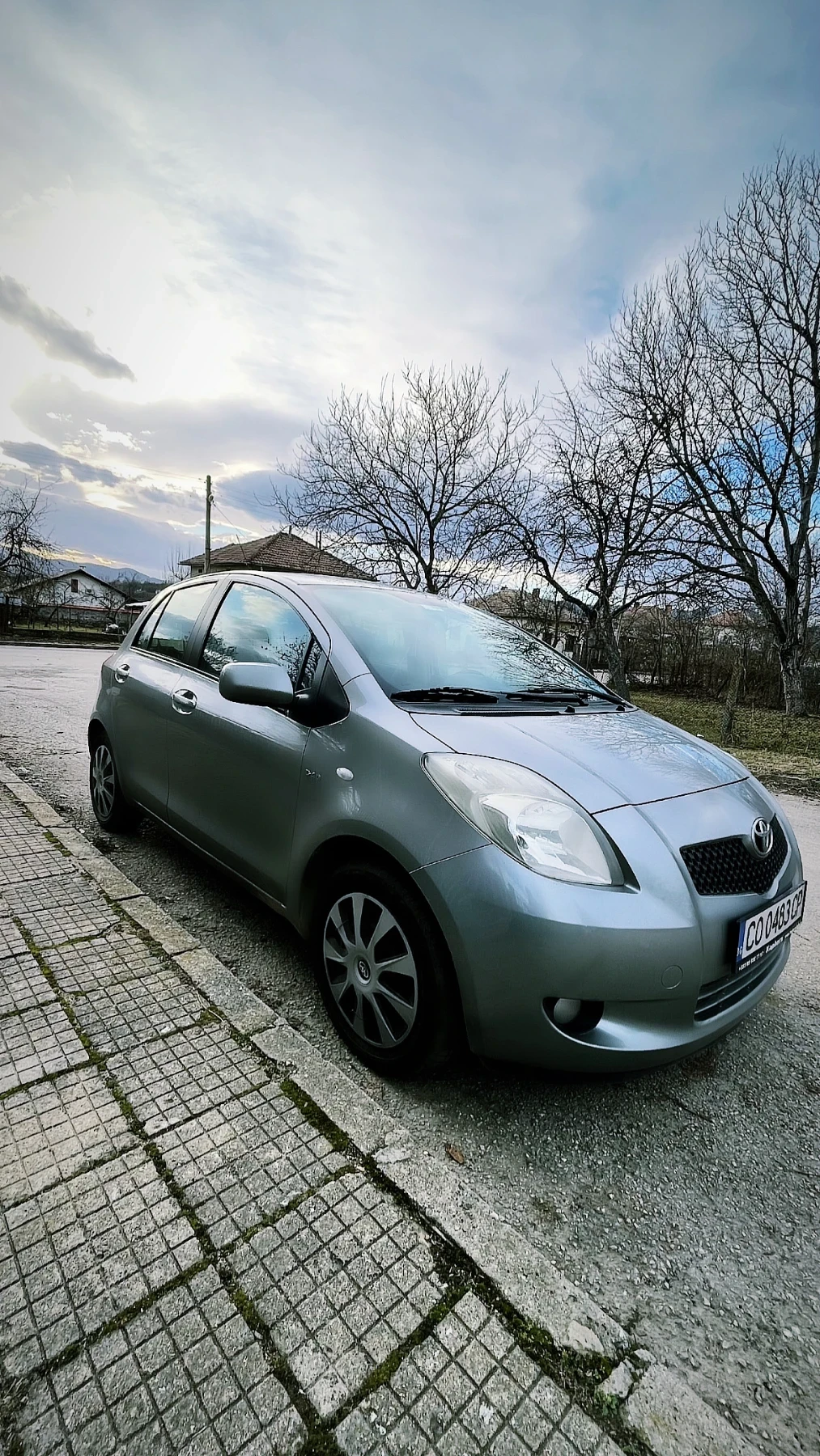 Toyota Yaris, снимка 2 - Автомобили и джипове - 55588790