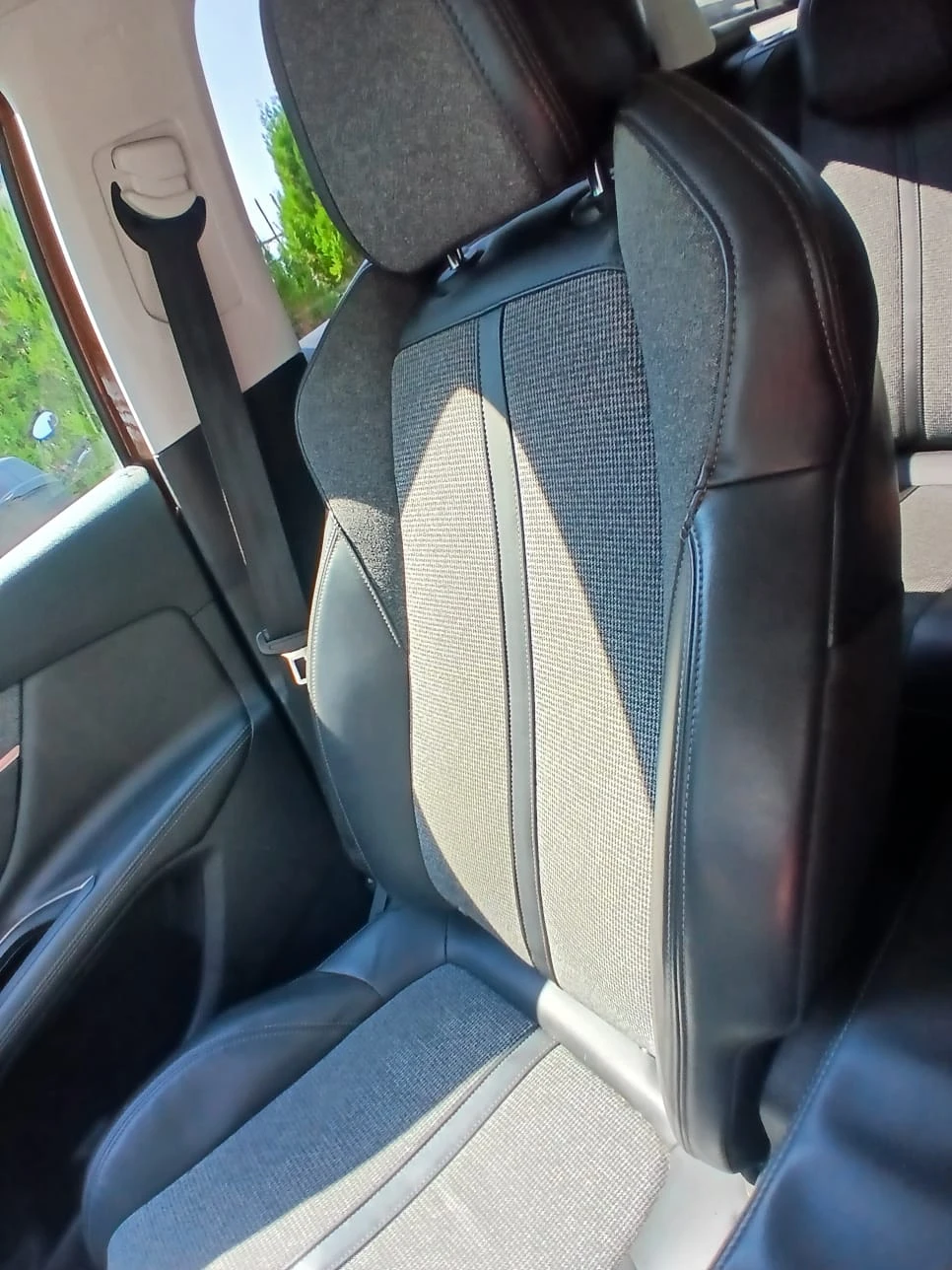 Peugeot 3008 1-ви собственик!!!!!, снимка 17 - Автомобили и джипове - 55596838