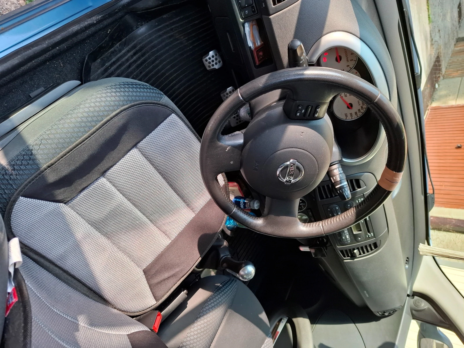 Nissan Micra 1.4i , снимка 4 - Автомобили и джипове - 55892586